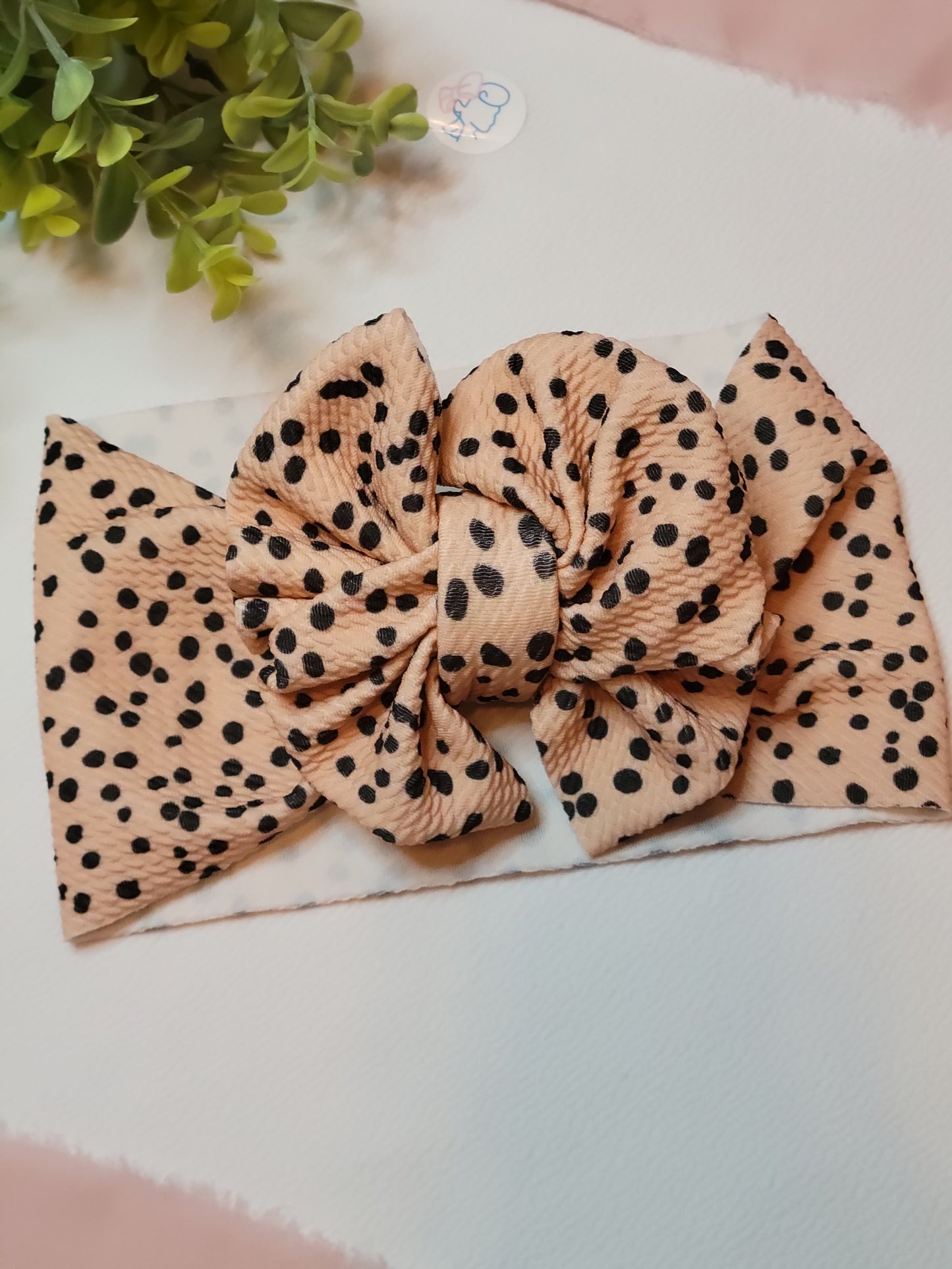 Neutral Dots- Messy Bow