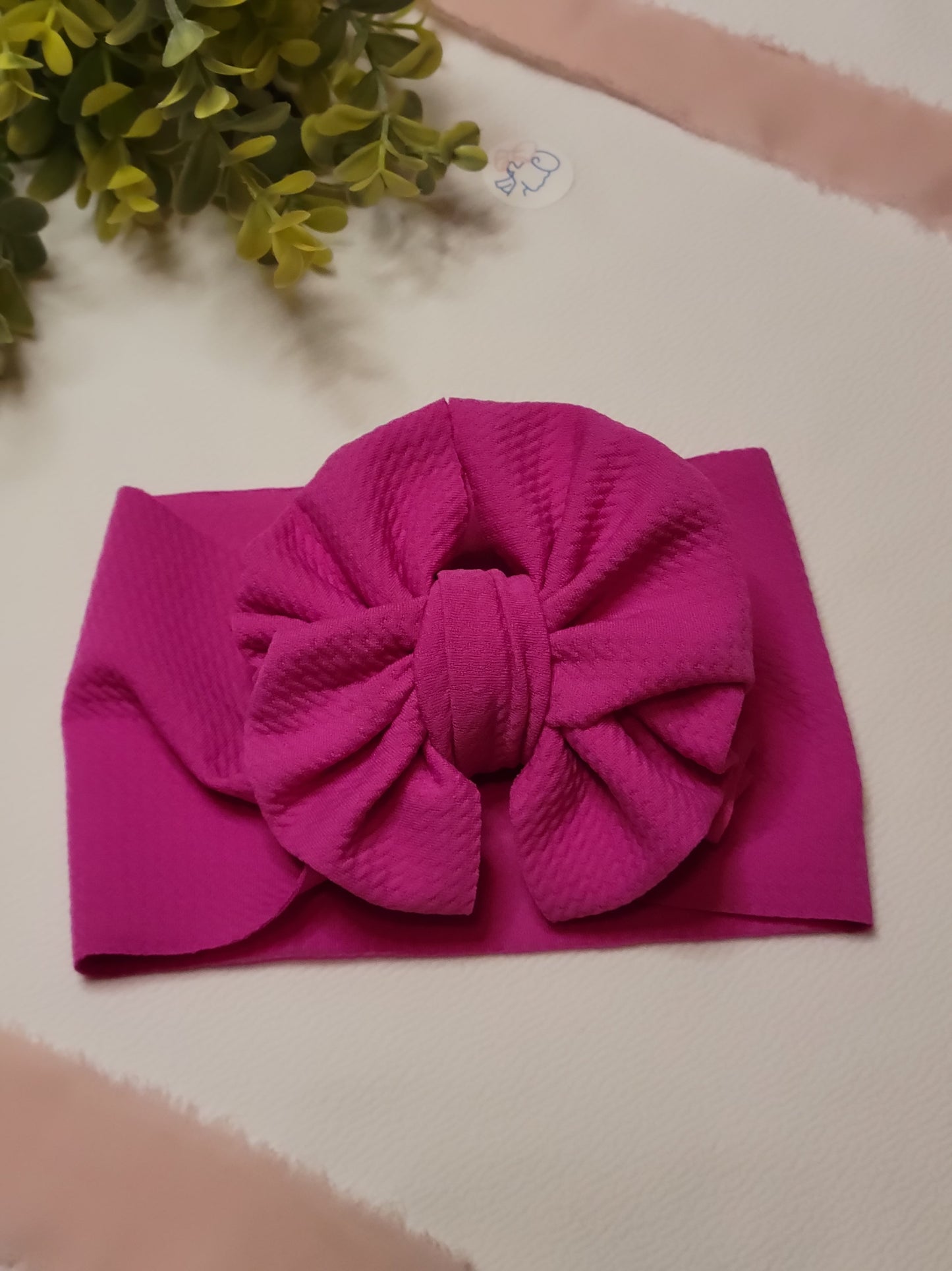 Fuschia- Messy Bow