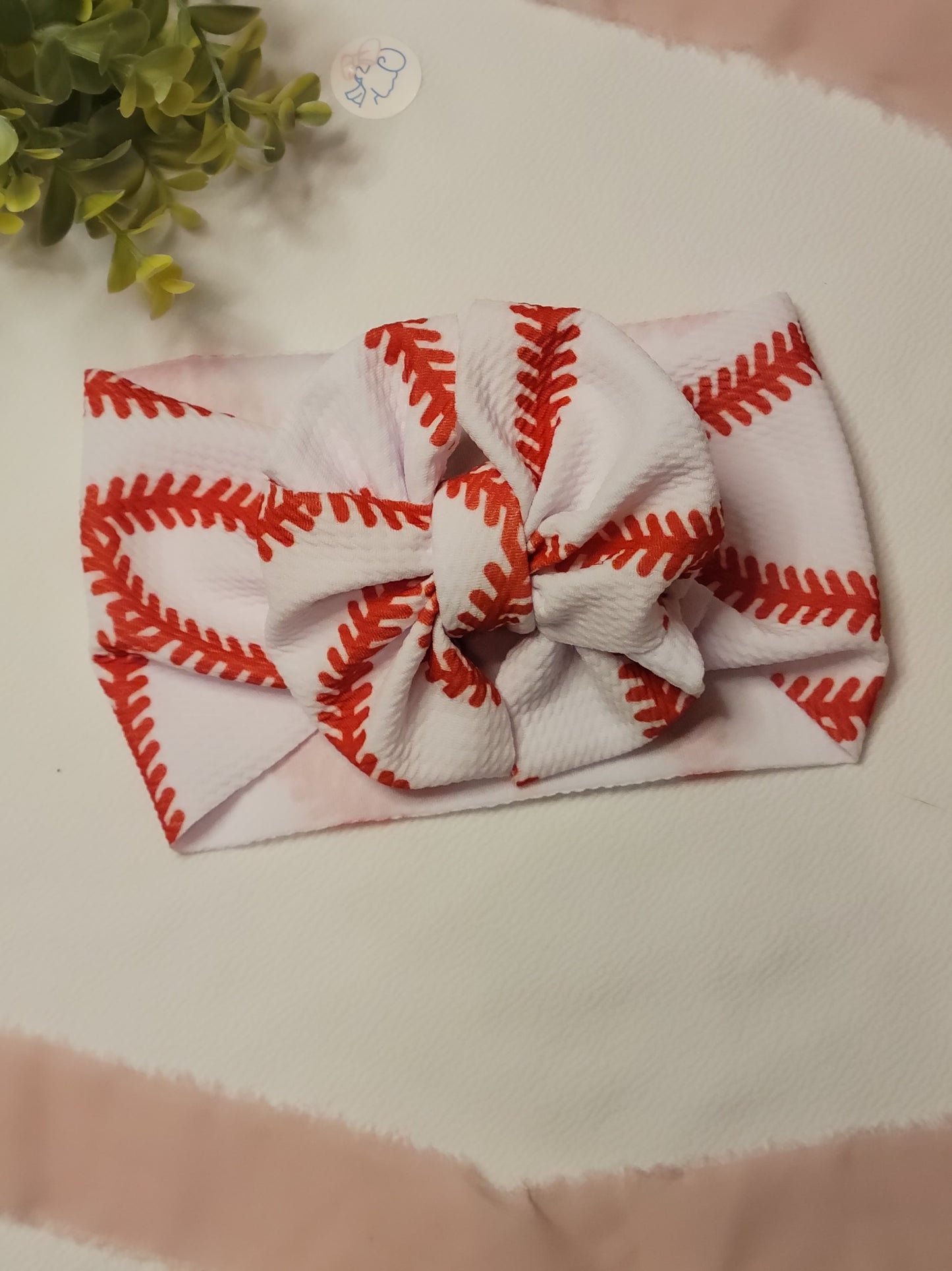 Baseball- Messy Bow