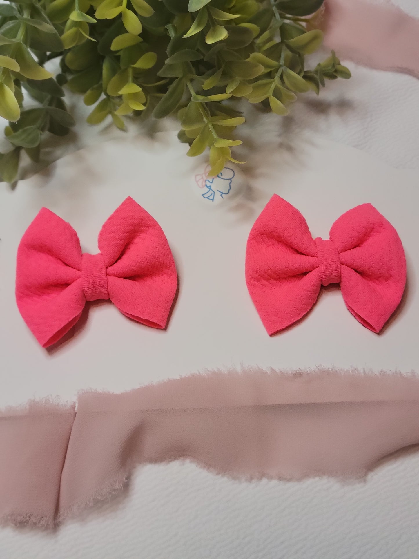 Neon Pink-Piggie Bows